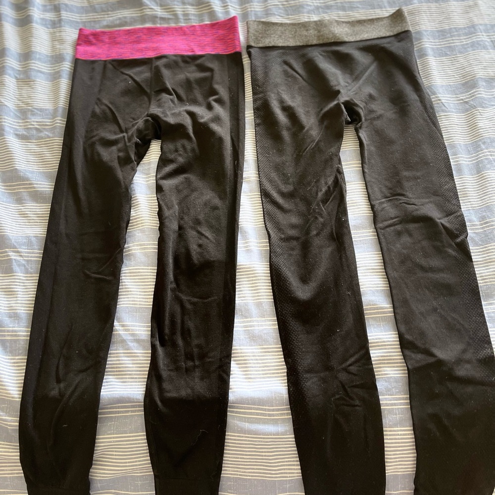 One size yoga Pilate pants x 2